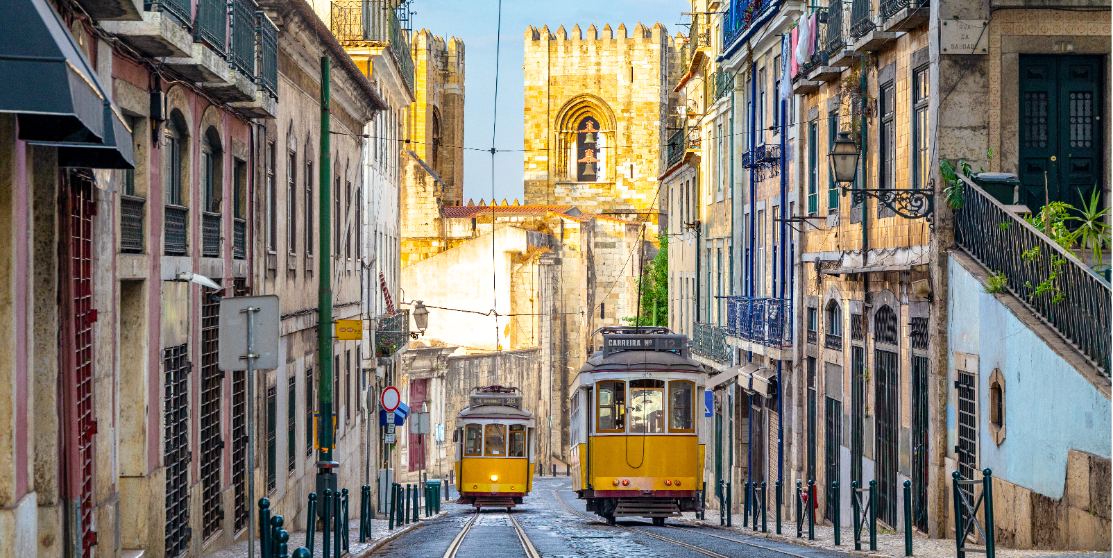 Lisbonne rue tram