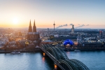 Cologne Pont et cathedrale