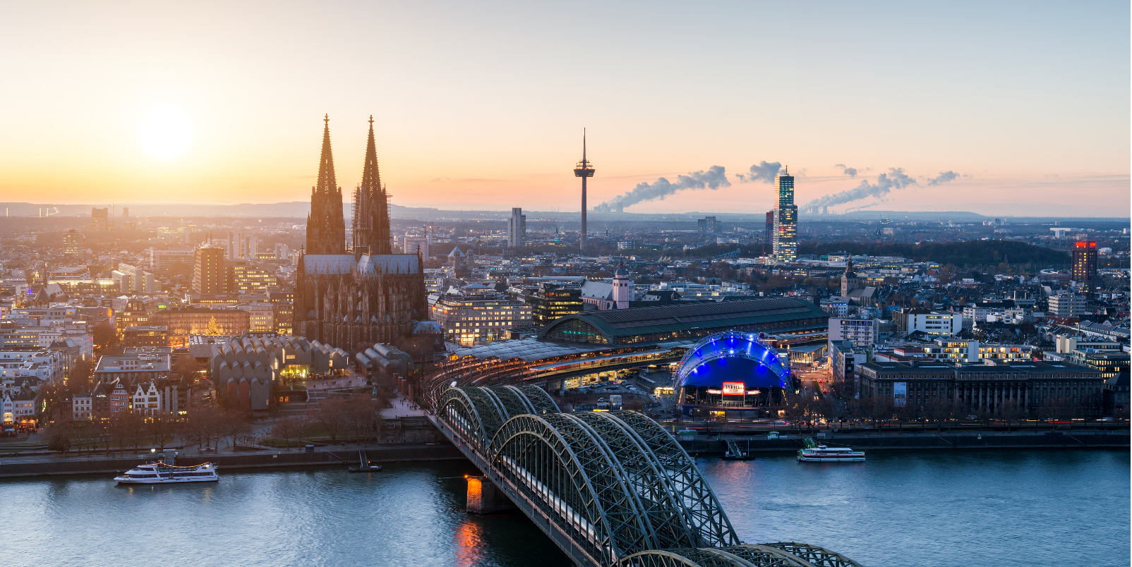 Cologne Pont et cathedrale